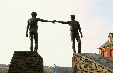 2019.06.23_Statues-The-Divide-Northern-Ireland